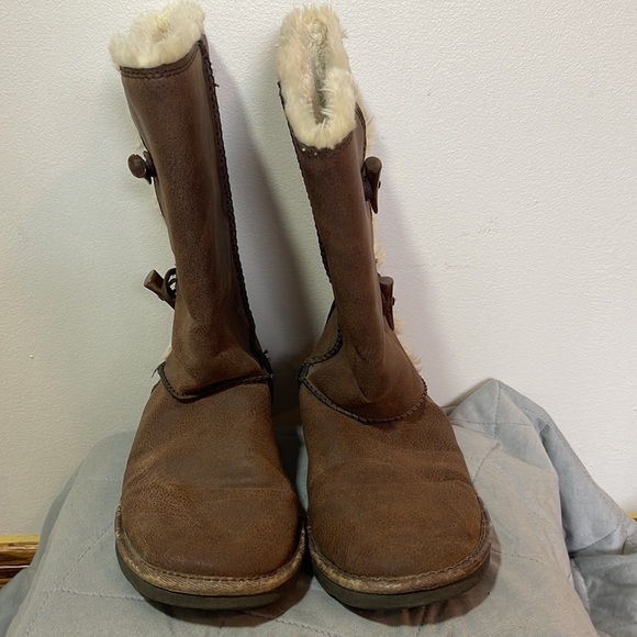 Ladies slip on boots - Picture 2 of 8